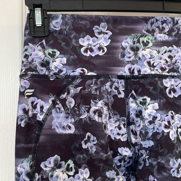 FABLETICS POWERHOLD DEFINE HIGH WAIST 7/8 Floral Nocturne leggings XXS 0-2 - Picture 8 of 13